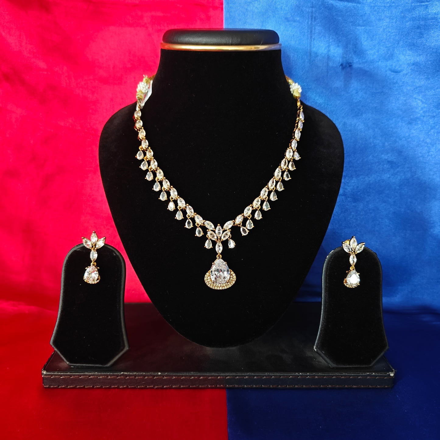 Beautiful Mini Haaram