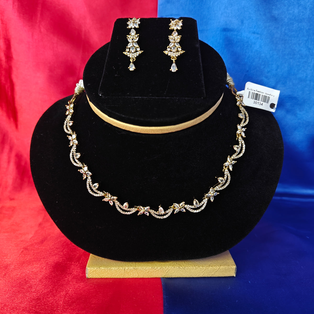 Beautiful Mini Haaram In White Stone