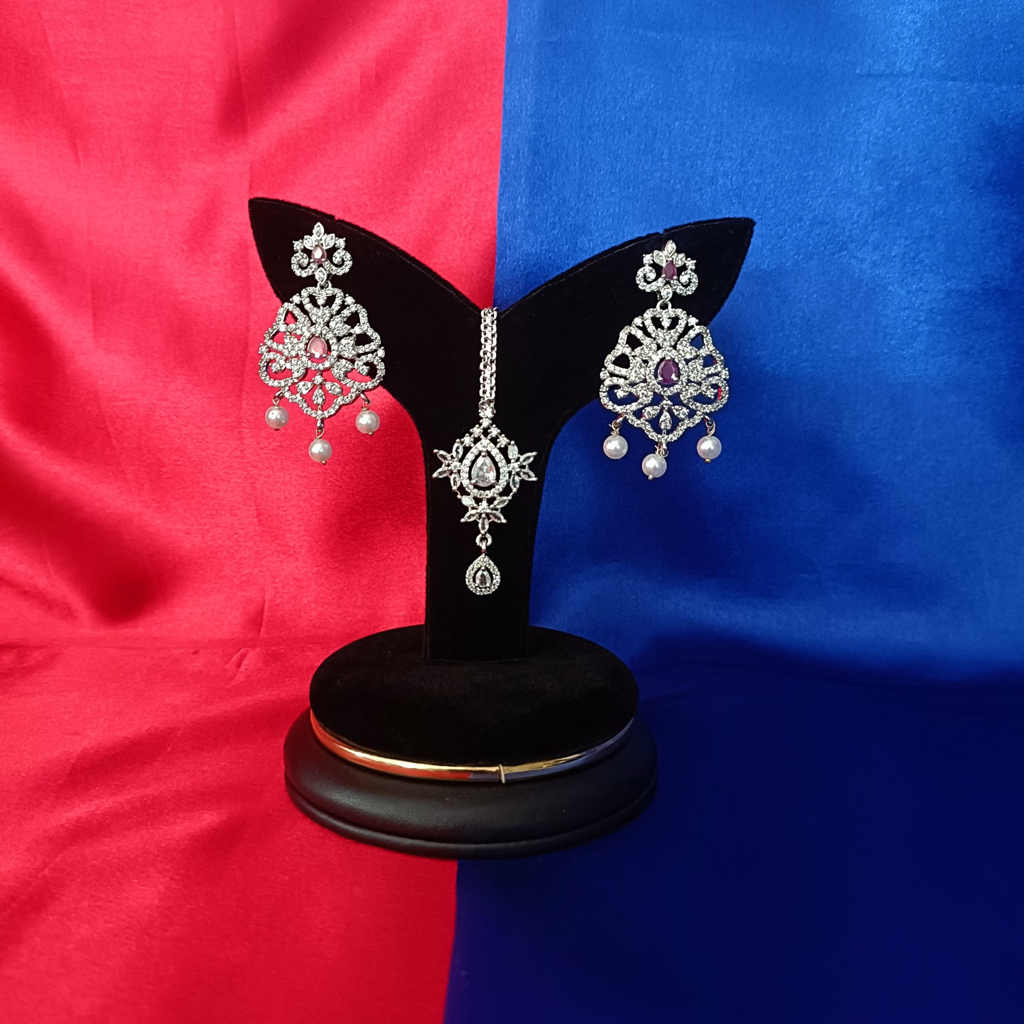 Beautiful Silver Choker In Ruby Stone