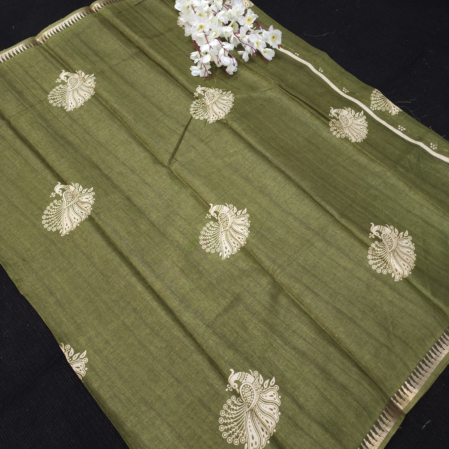 New Dola Silk Banaras Saree