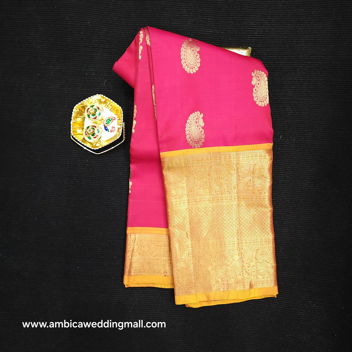 Kanchi Pattu Handloom Butta Saree