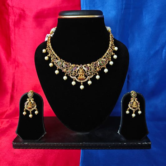 Beautiful Nakshi Short Necklace With Laxmi Idol