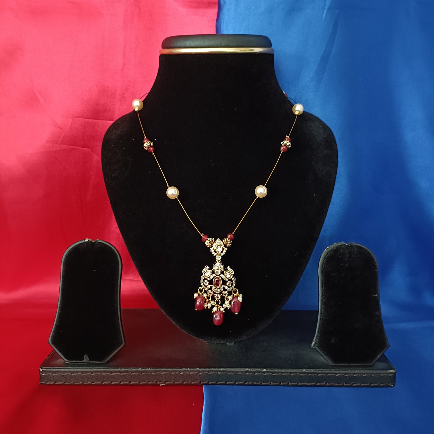 Beautiful Invisible Chain In Maroon Beads