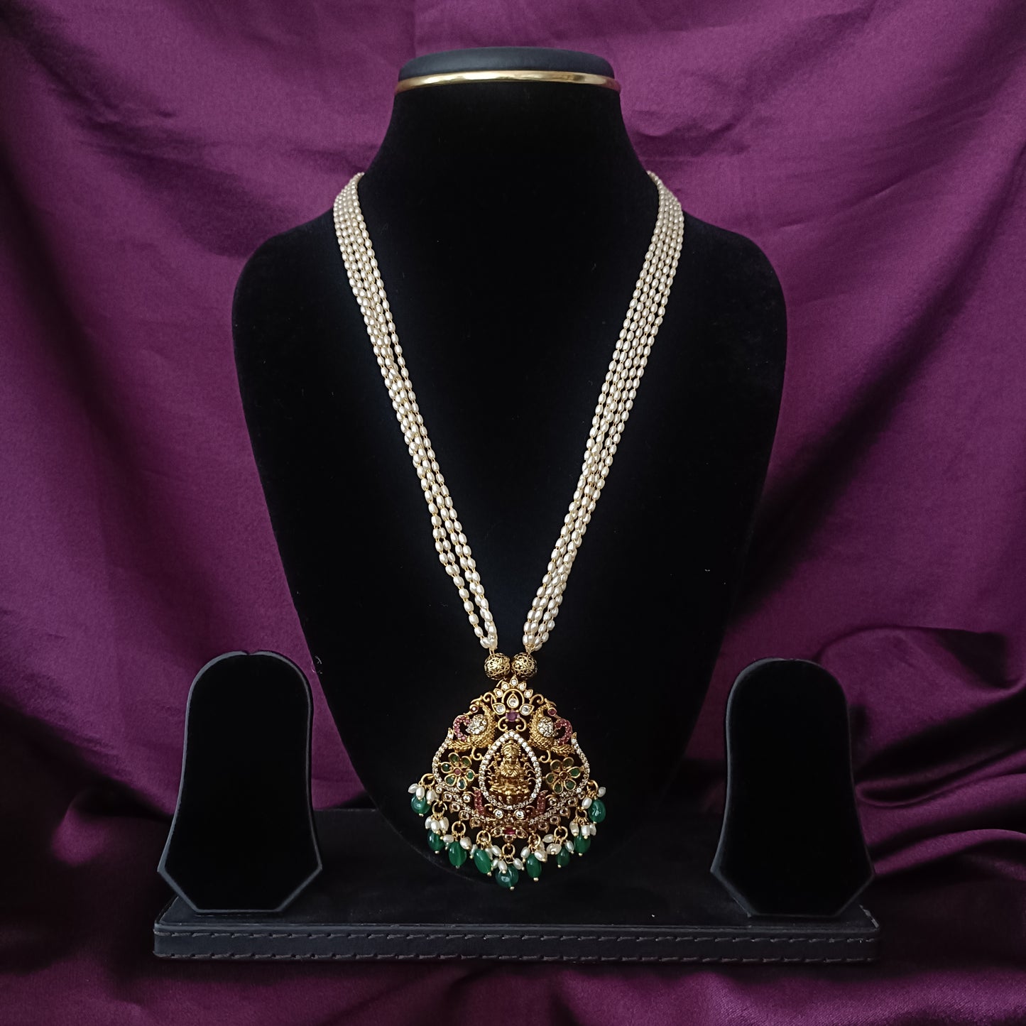 Beautiful Laxmi Idol Pearls Maala