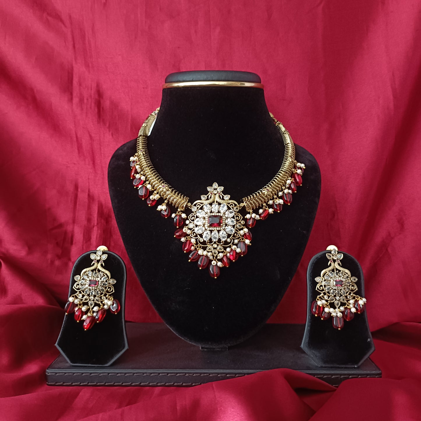 Beautiful Nakshi Kante Necklace