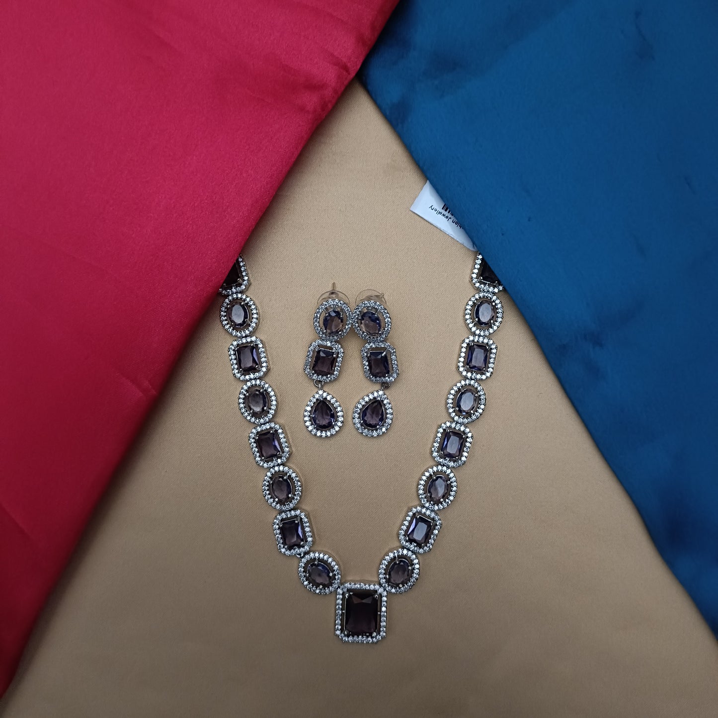 Elegant Silver Short Necklace In Purple Stone