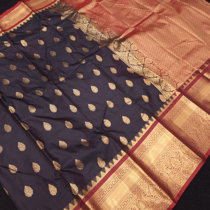 Semi Gadwal Pattu saree