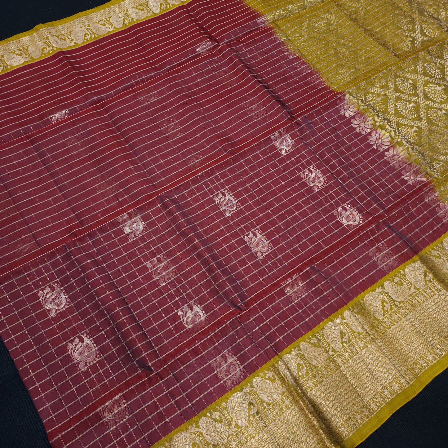 Kanchi Pattu Handloom Butta sarees ✨️