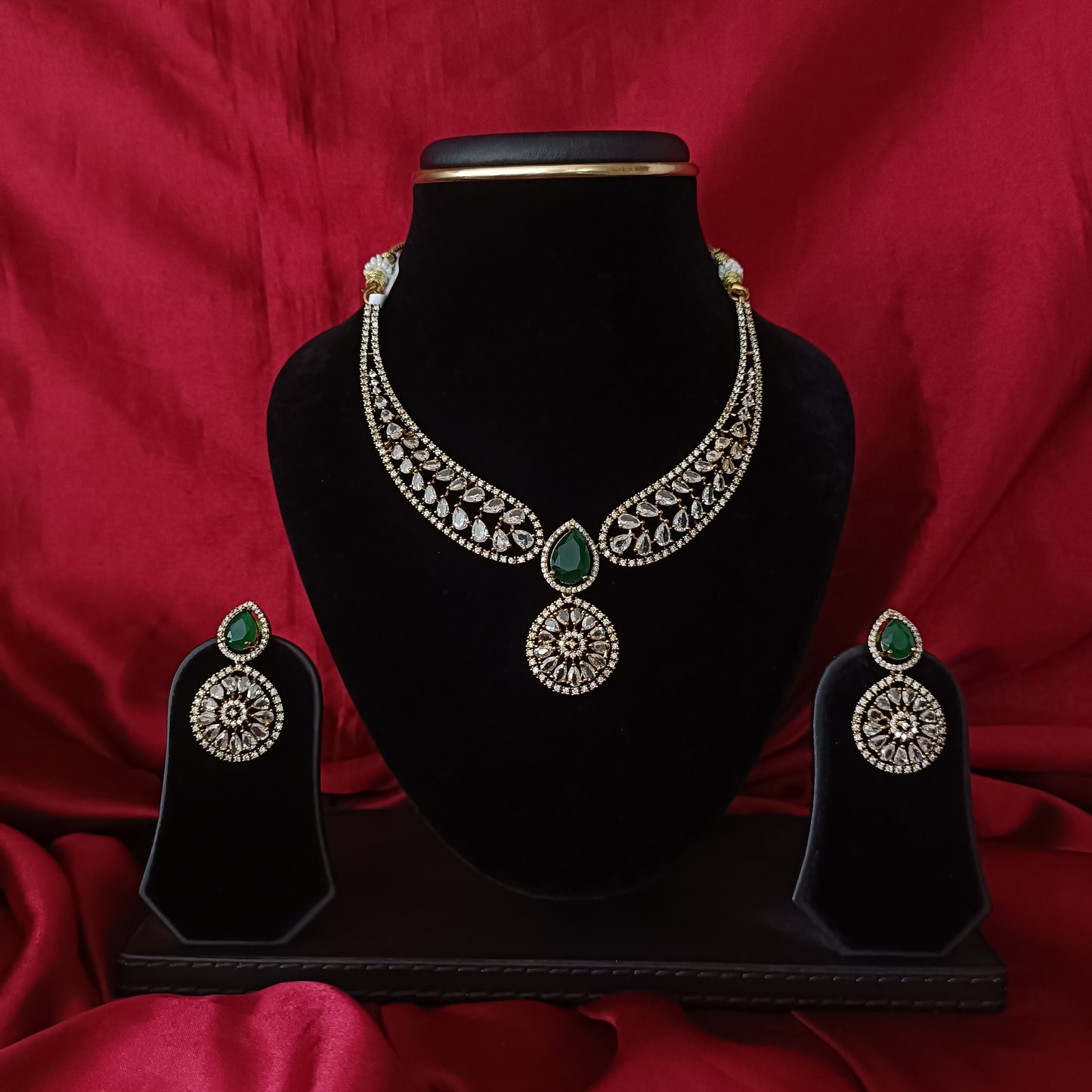 Stylish Kante Necklace set