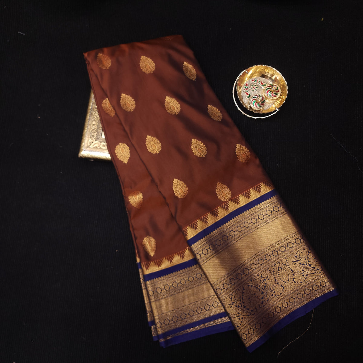 Semi Gadwal Pattu Saree