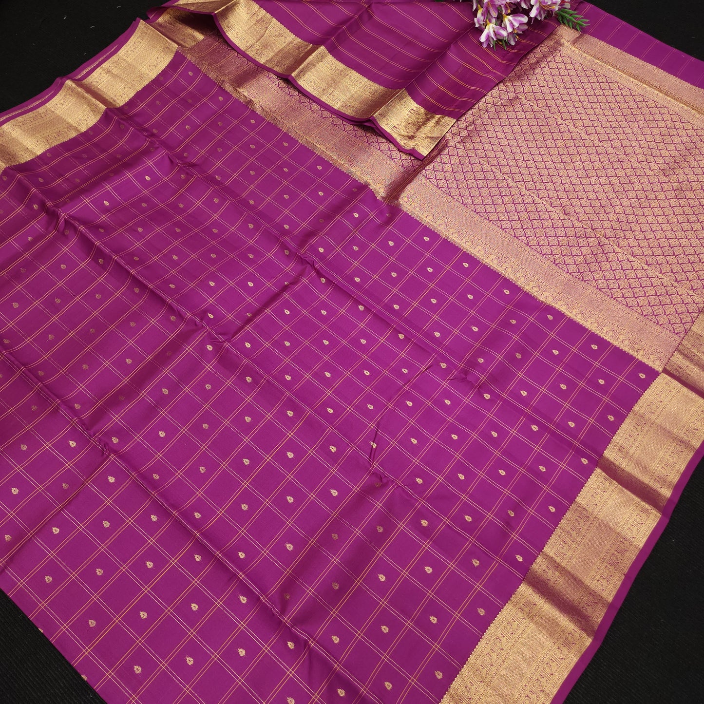 Vintage Handloom Light Weight Kanchi Butta Sarees