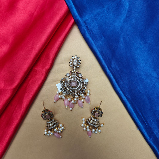 Beautiful Victorian Pendant In Baby Pink Beads