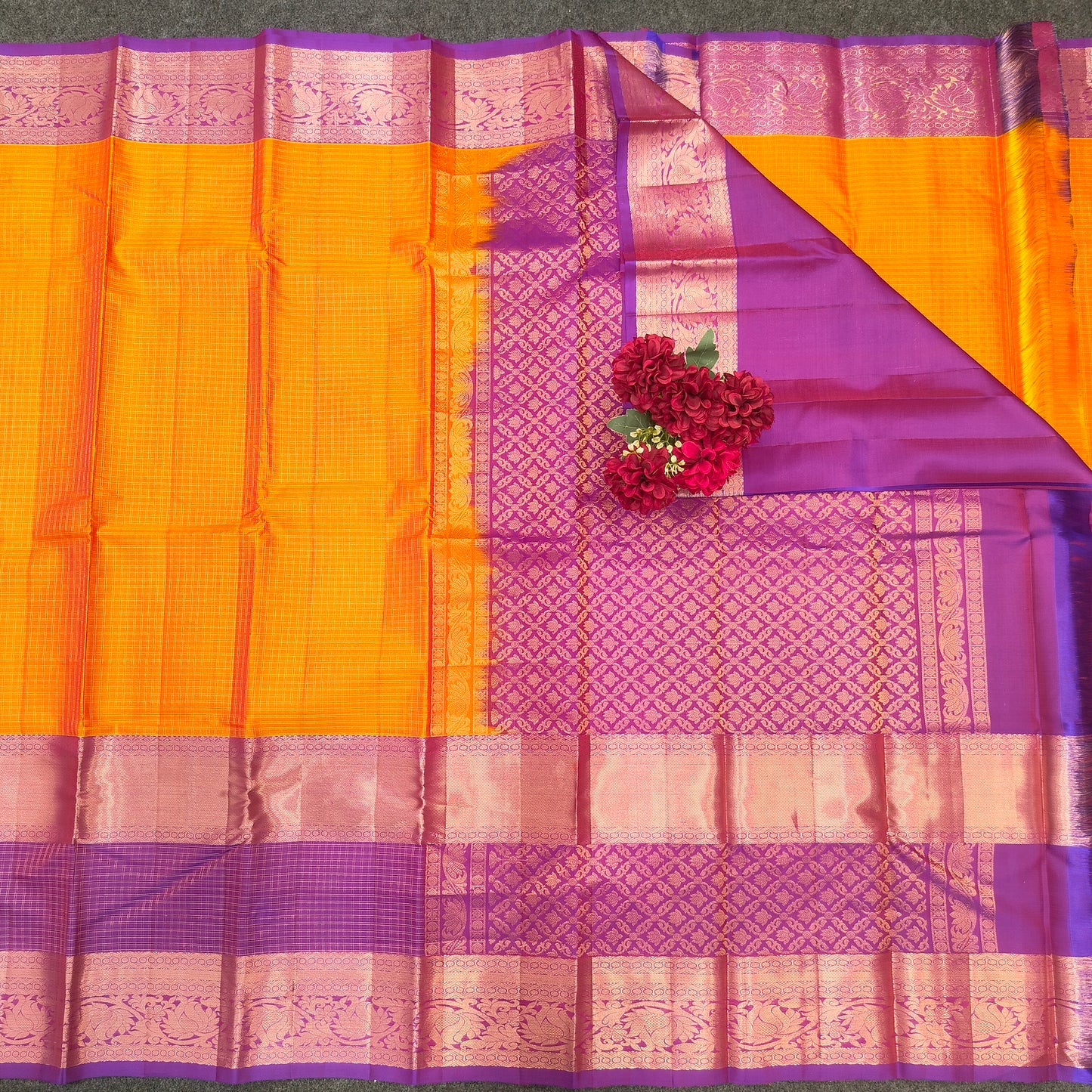 Kanchi Pattu Checks Handloom  Saree