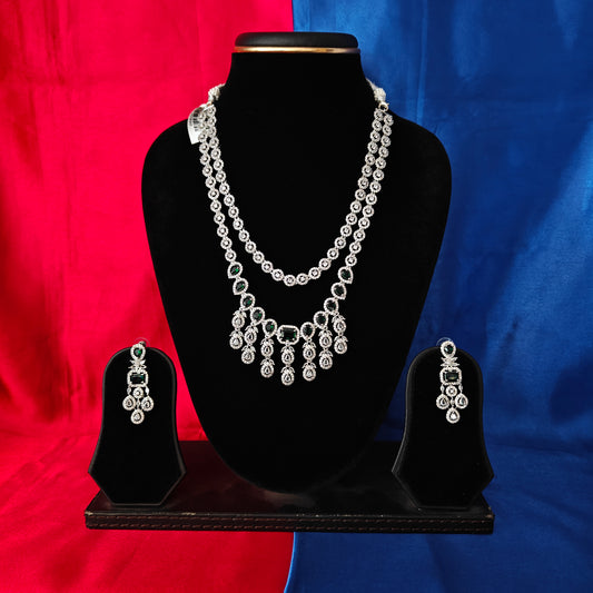 Elegant Silver Layered Necklace In Green Stone