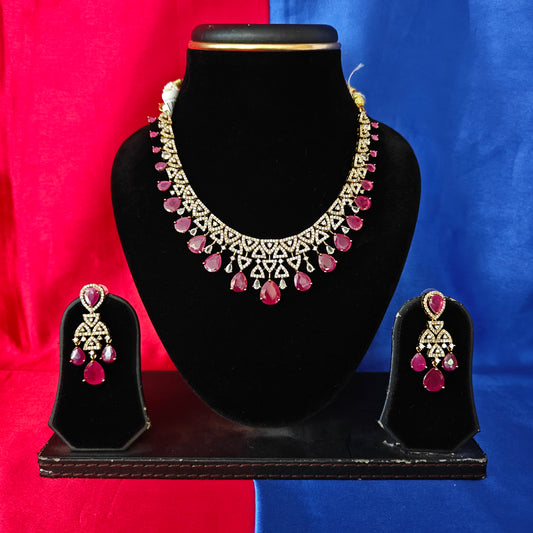 Beautiful Victorian Short Necklace In Ruby Stone