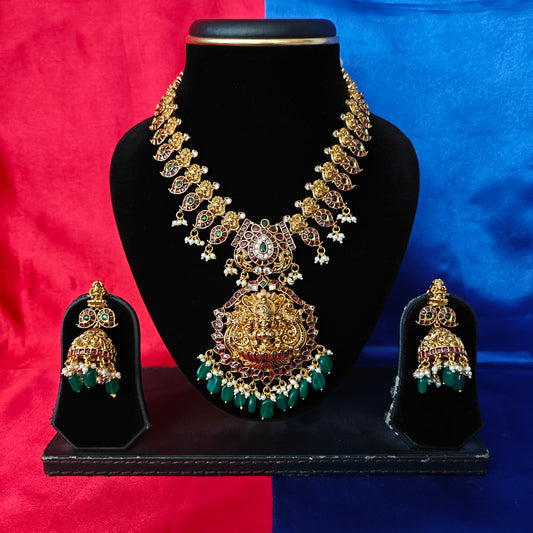 Beautiful Nakshi Short Necklace With Laxmi Idol