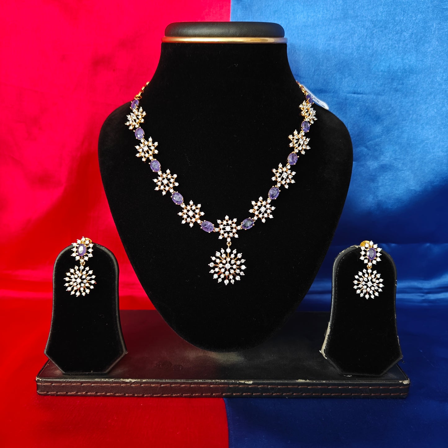 Beautiful GJ Short Necklace In Lavender Stone