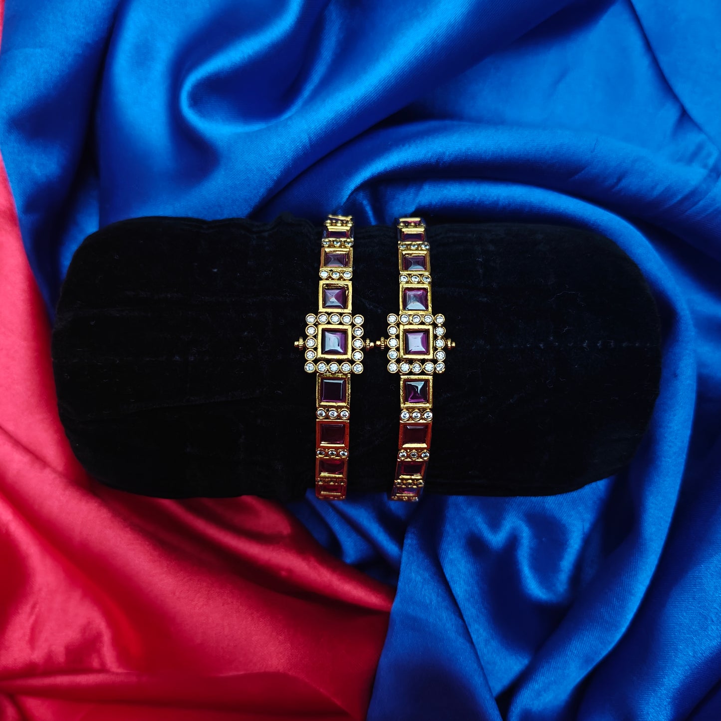 Beautiful Nakshi Bangle In Ruby Stone