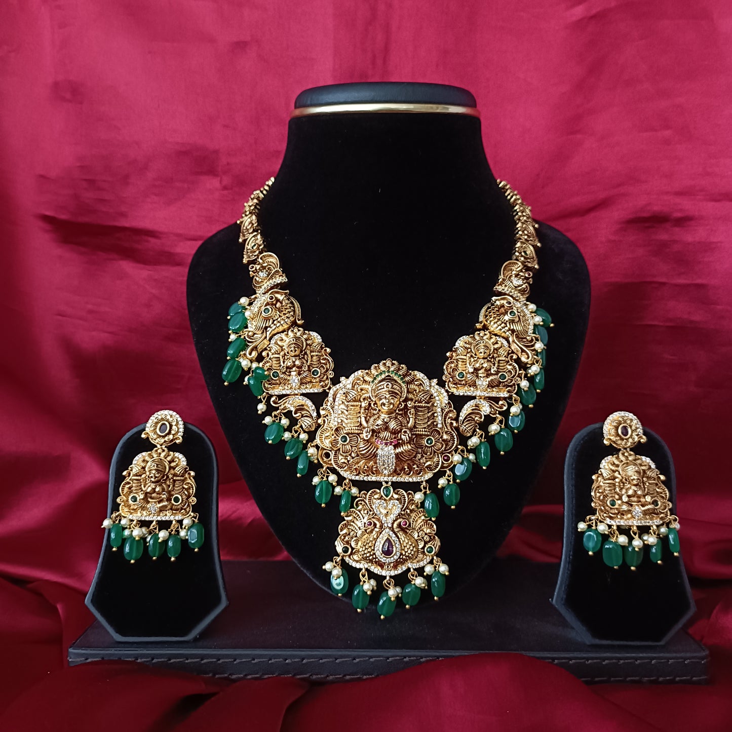 Beautiful Nakshi Short Necklace