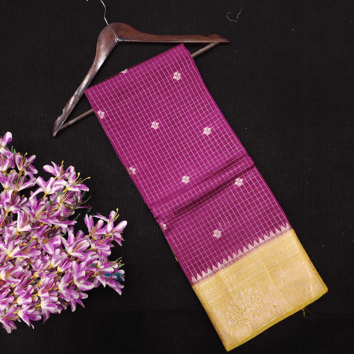 Banaras Vintage Saree