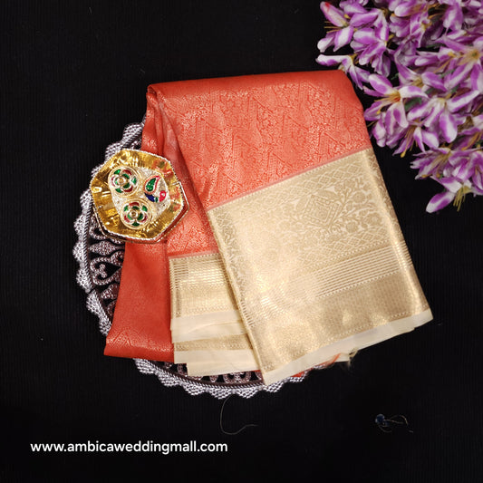 Resham Kanchi Pattu Contrast Border Saree