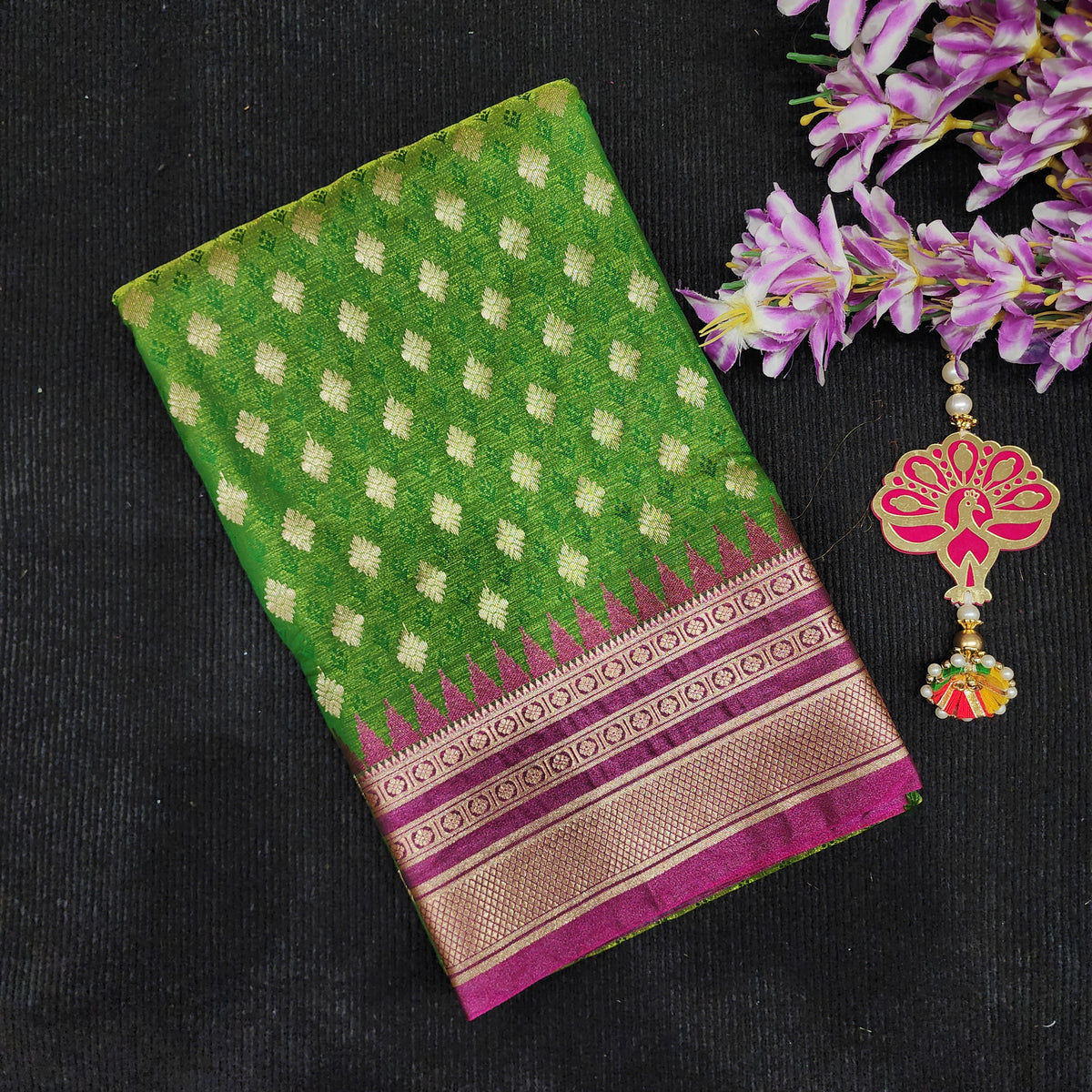 Visiri Kanchi Border Saree