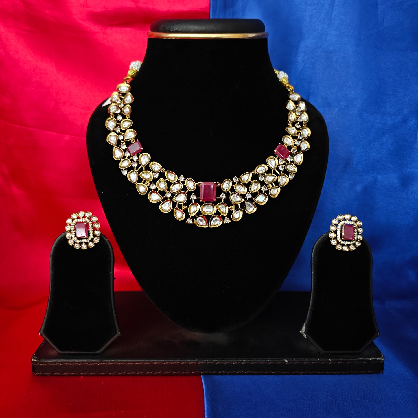 Beautiful Victorian Short Necklace In Ruby Stone