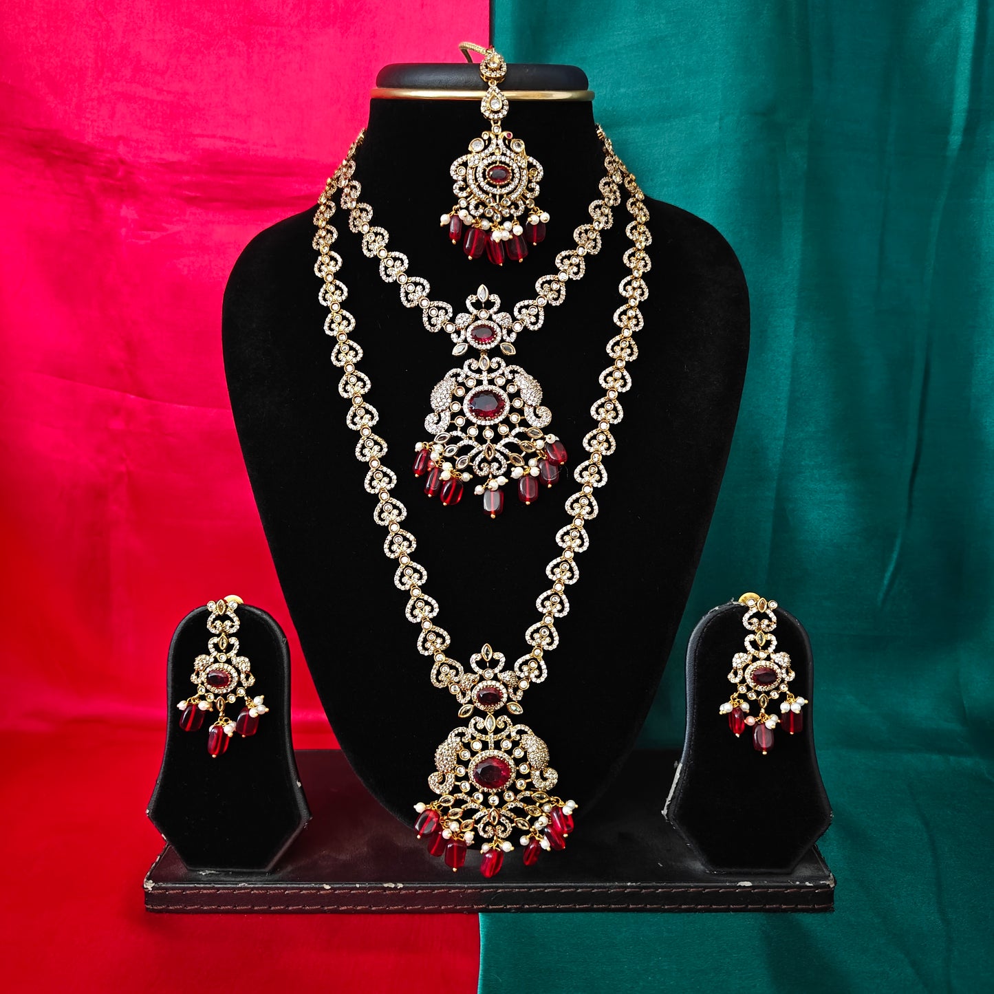 Beautiful Victorian Combo Set In Maroon Beads
