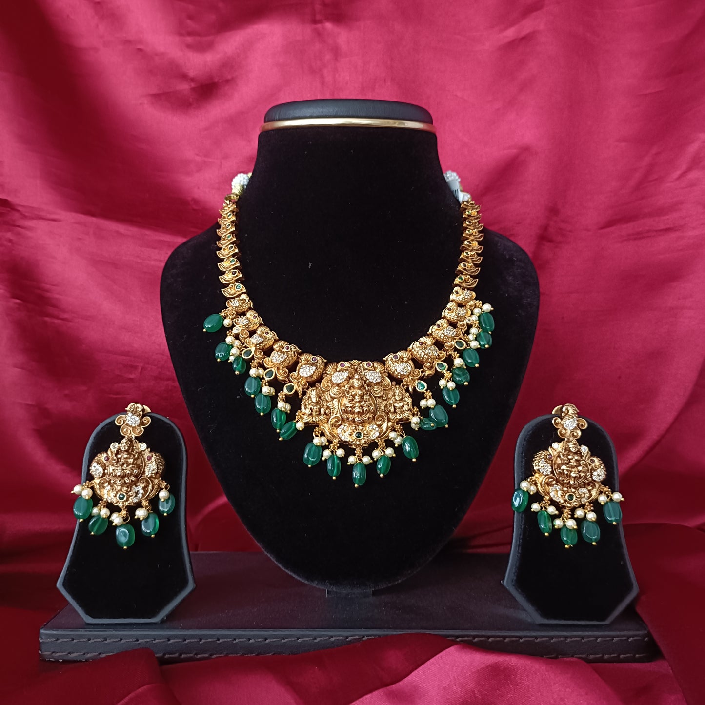 Beautiful Nakshi Short Necklace