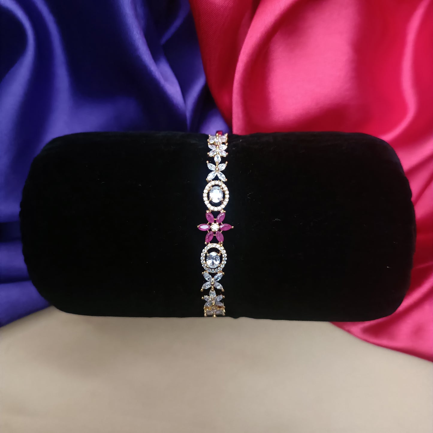 Beautiful Gold Bracelet In Ruby Stone