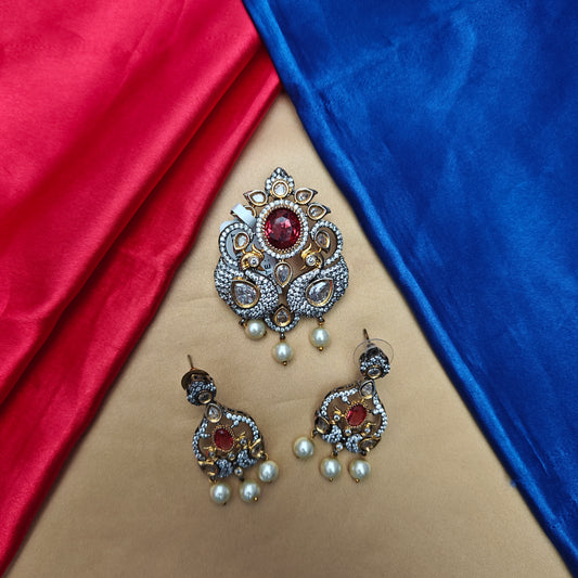 Beautiful Victorian Pendant In Maroon Stone