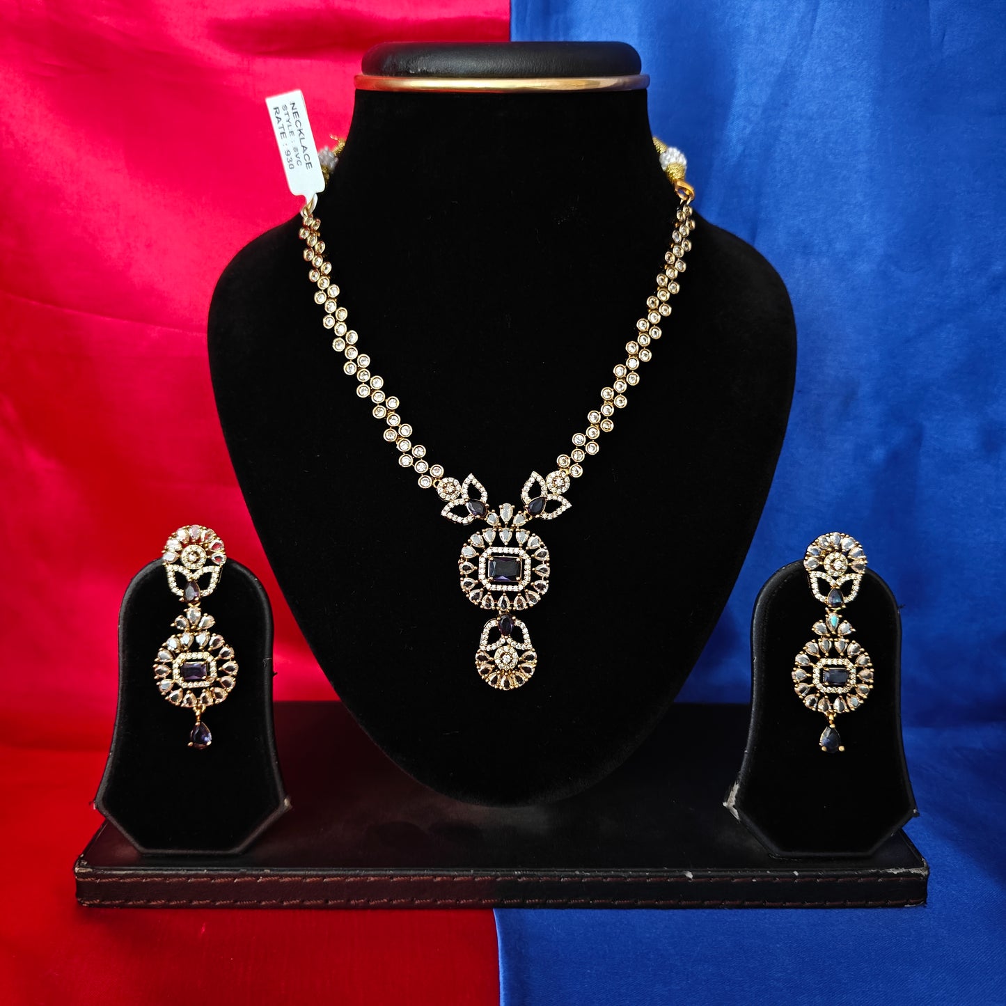 Beautiful Victorian Short Necklace In Purple Stone