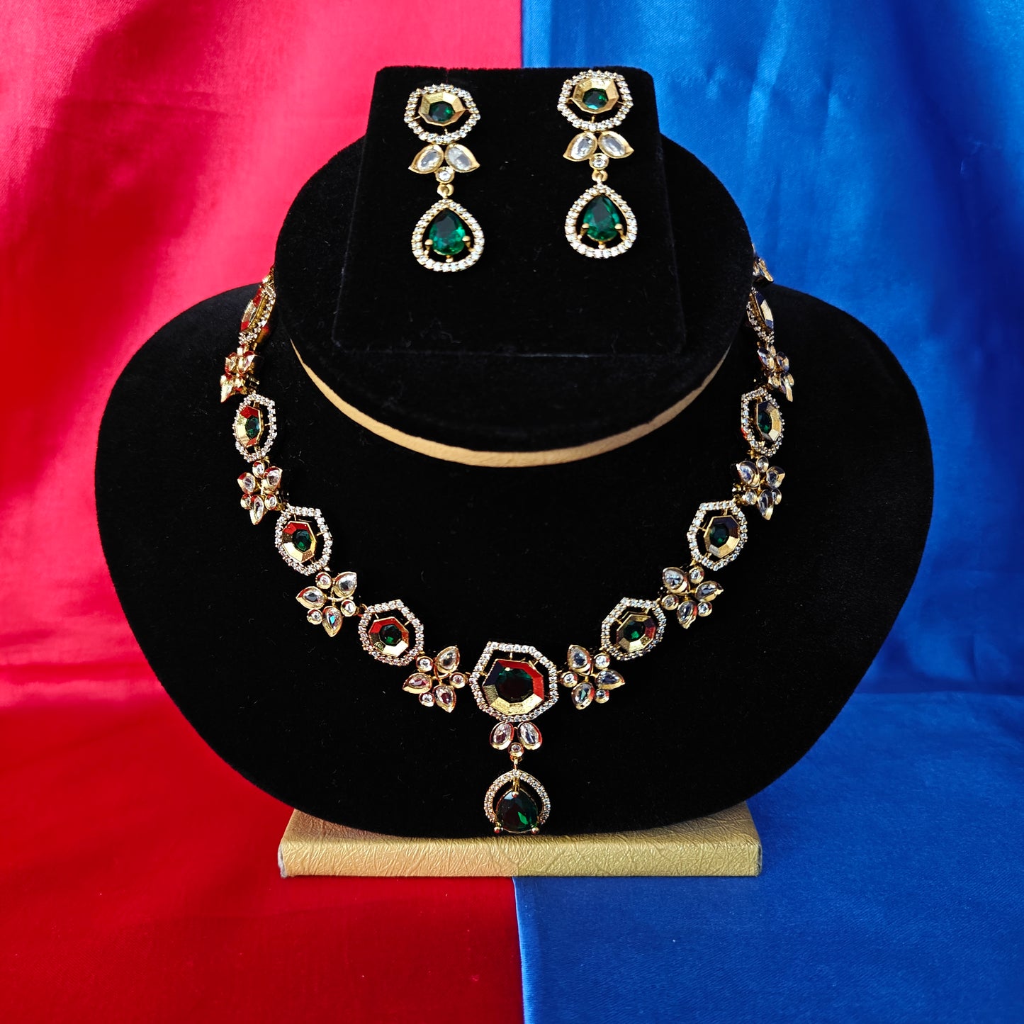 Beautiful Mini Haaram In Green Stone