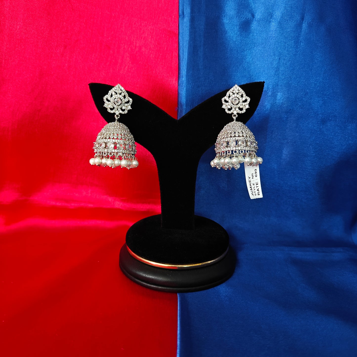 Beautiful Silver Jhumki In White Stone