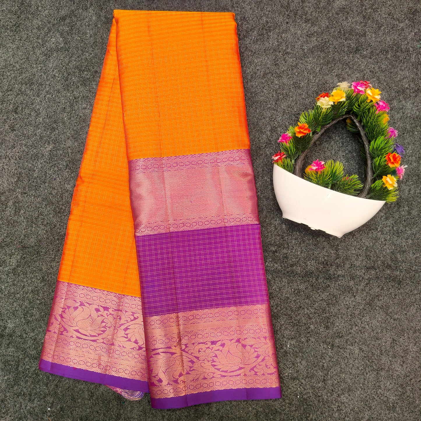 Kanchi Pattu Checks Handloom  Saree