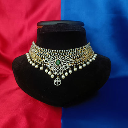 Beautiful GJ Choker In Green Stone
