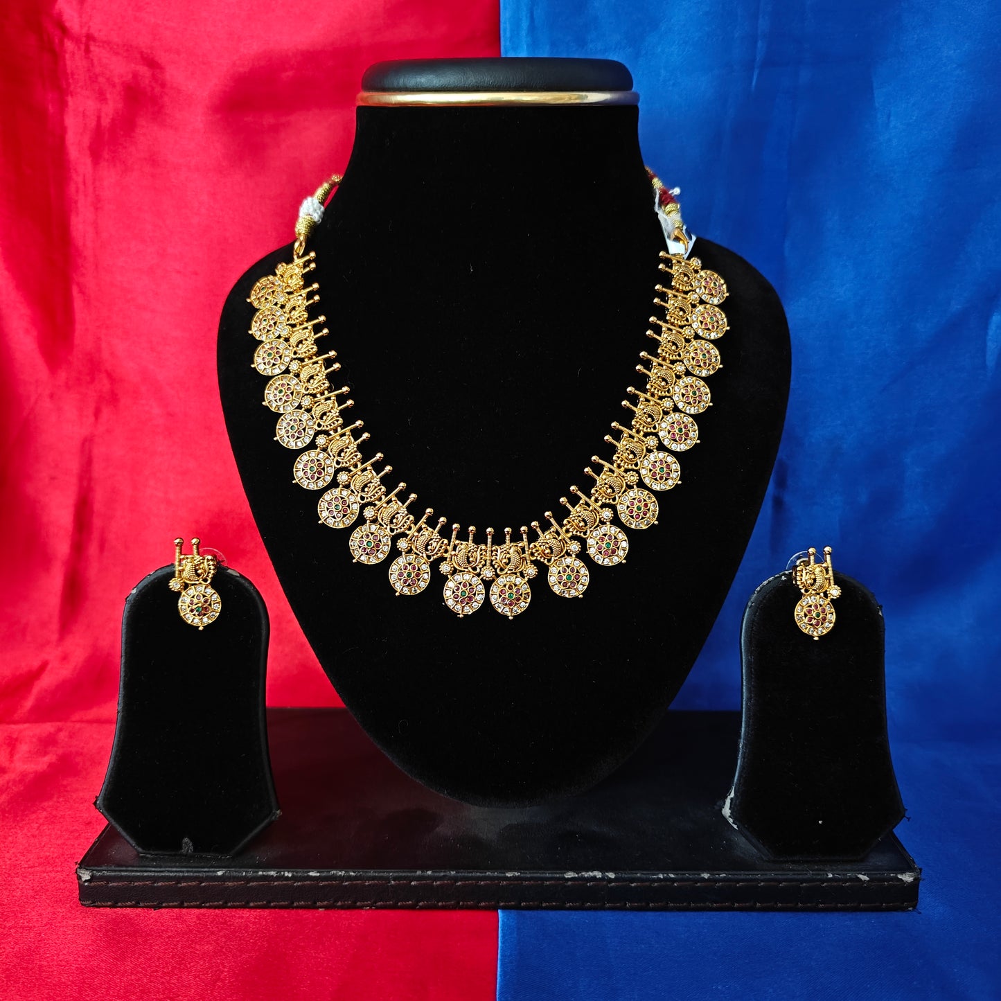 Beautiful Bottumala Short Necklace