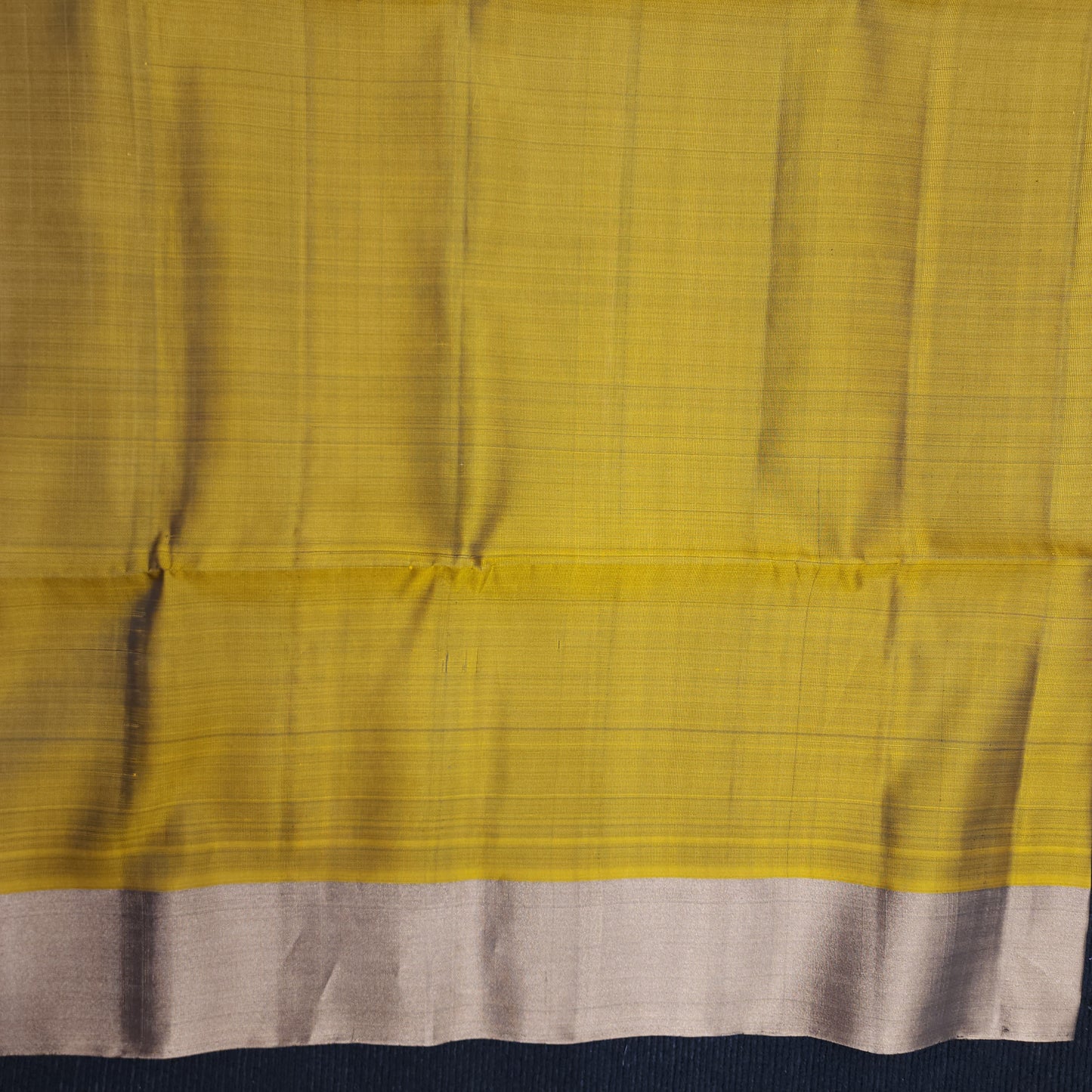Handloom Kanchi Pattu Butta Light Weight Saree