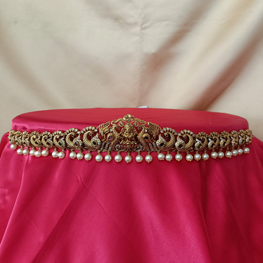 Beautiful Nakshi Chain Type Vaddanam With Laxmi Idol
