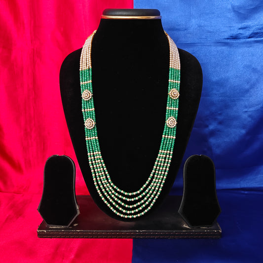 Beautiful Emerald Green Coloured Honex Necklace