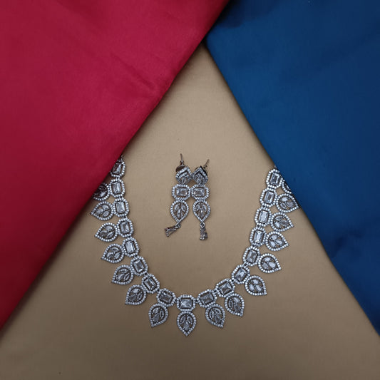 Elegant AD Short Necklace In White Stone