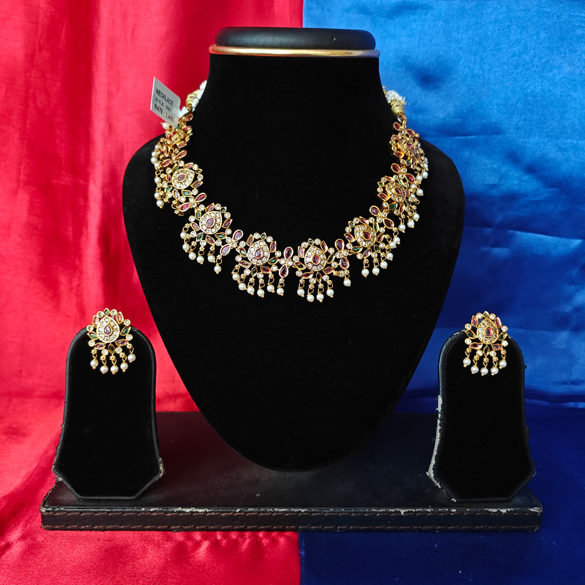 Beautiful Kempu Short Necklace