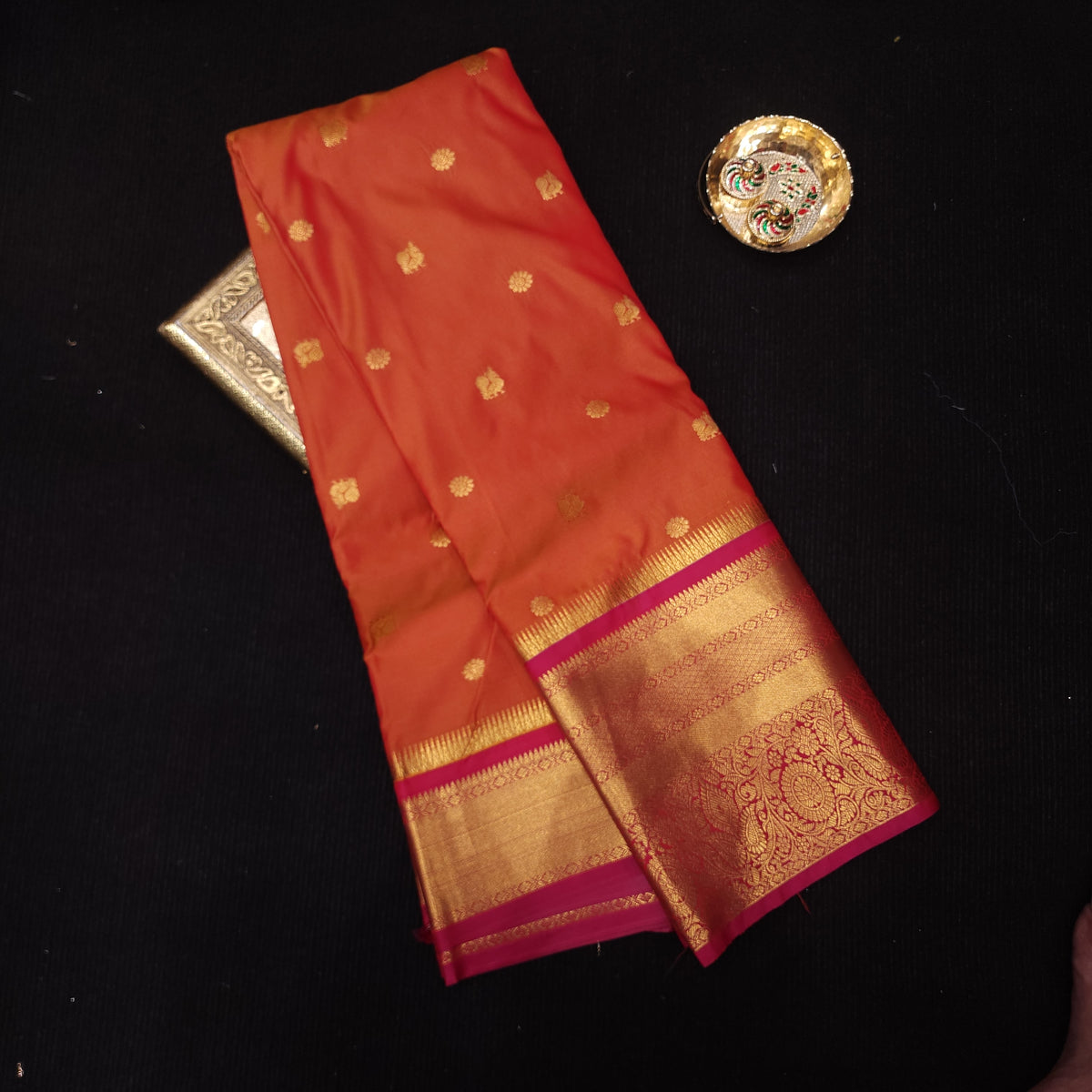 Semi Gadwal Pattu Saree