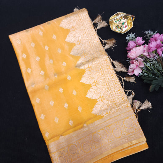 Trending Banaras Vintage saree