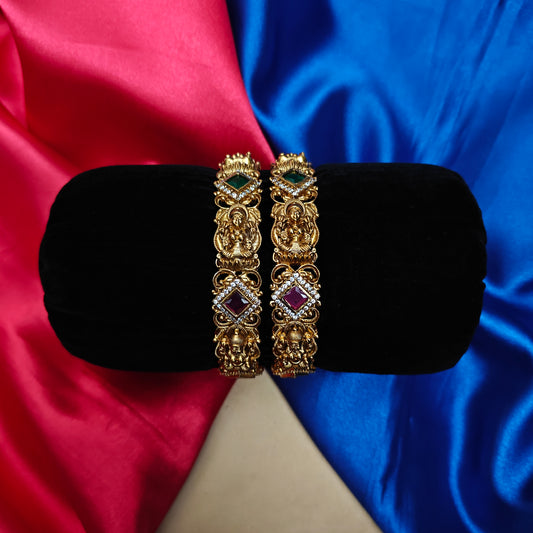 Beautiful Nakshi Bangle With Laxmi Idol