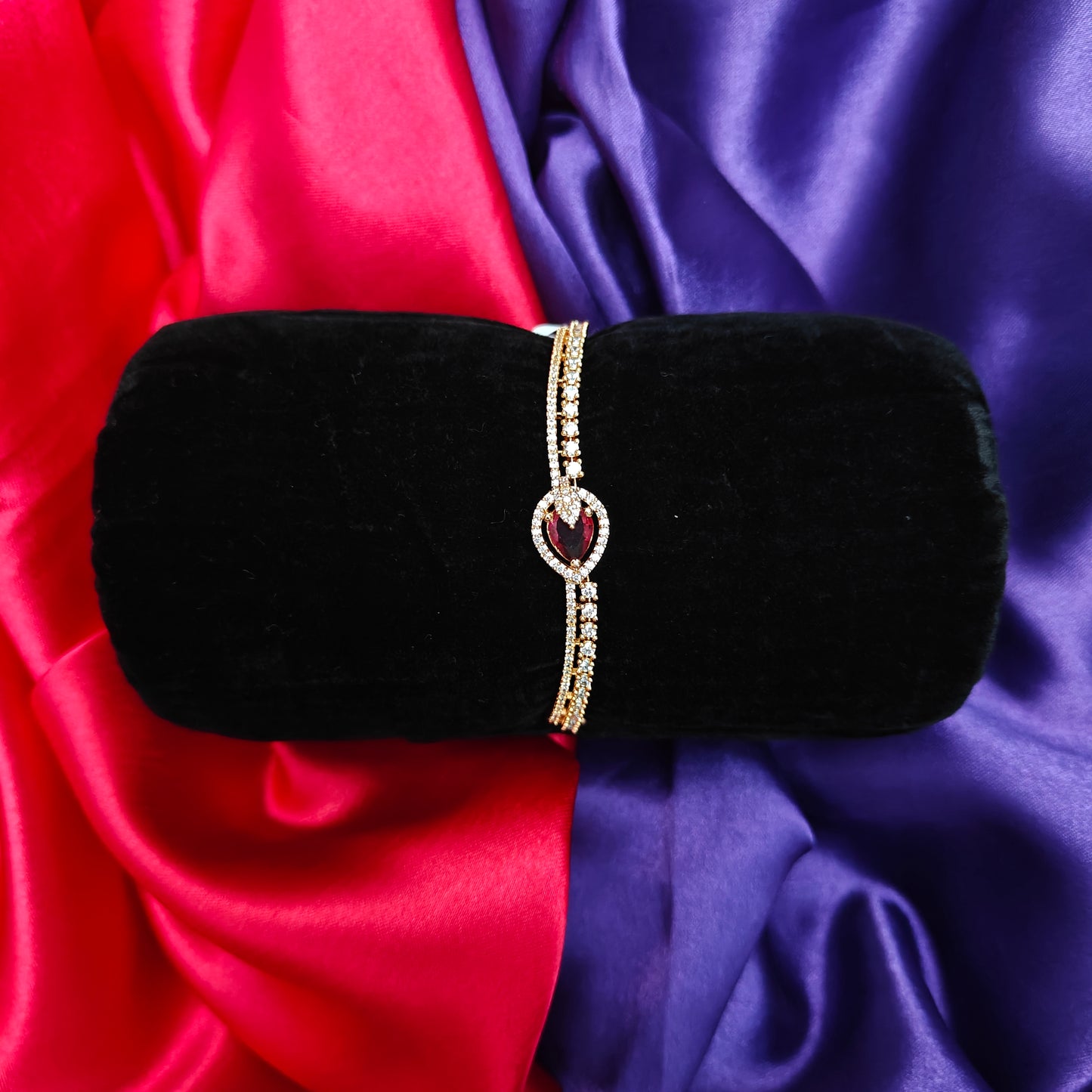 Nenu Gold Bracelet In Red Stone