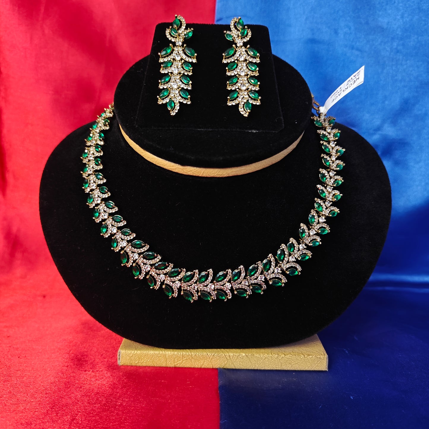 Beautiful Mini Haaram In Green Stone