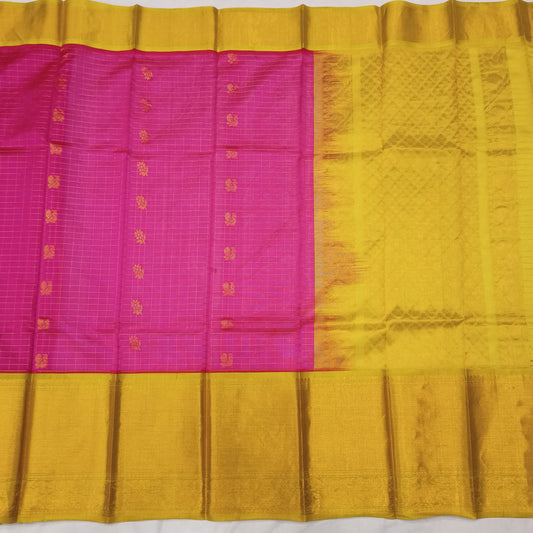 Pure Kuppadam Handloom kuttu kanchi big Border saree